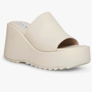 Steve Madden Cream Wedge Sandals